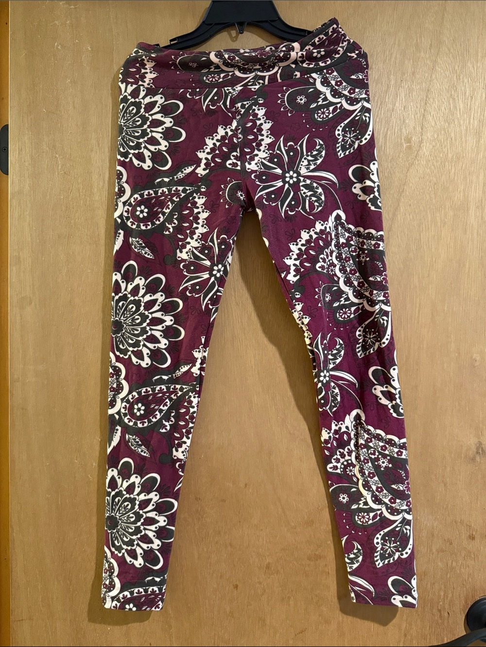 LuLaRoe Burgundy Floral Paisley Leggings